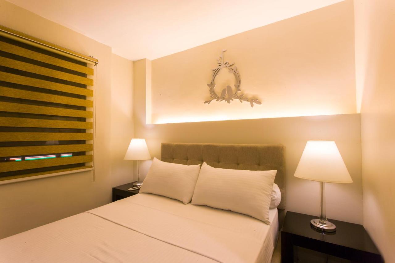 L Square Hotel Tarlac City Exterior foto